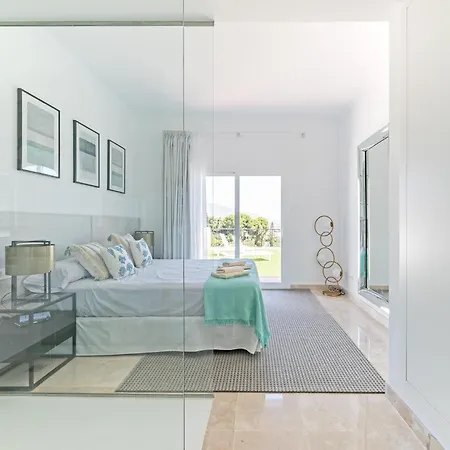 Paraiso Pueblo Luxury Apartment - 1202 Apartment Estepona
